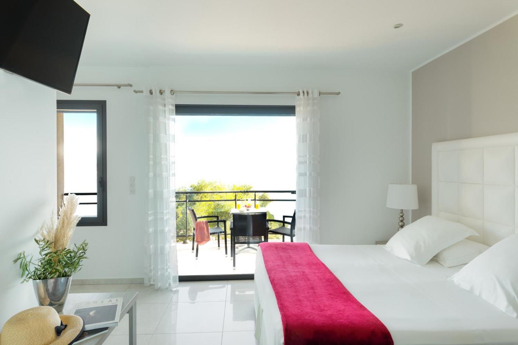 Hotel Les Roches Blanches 3*