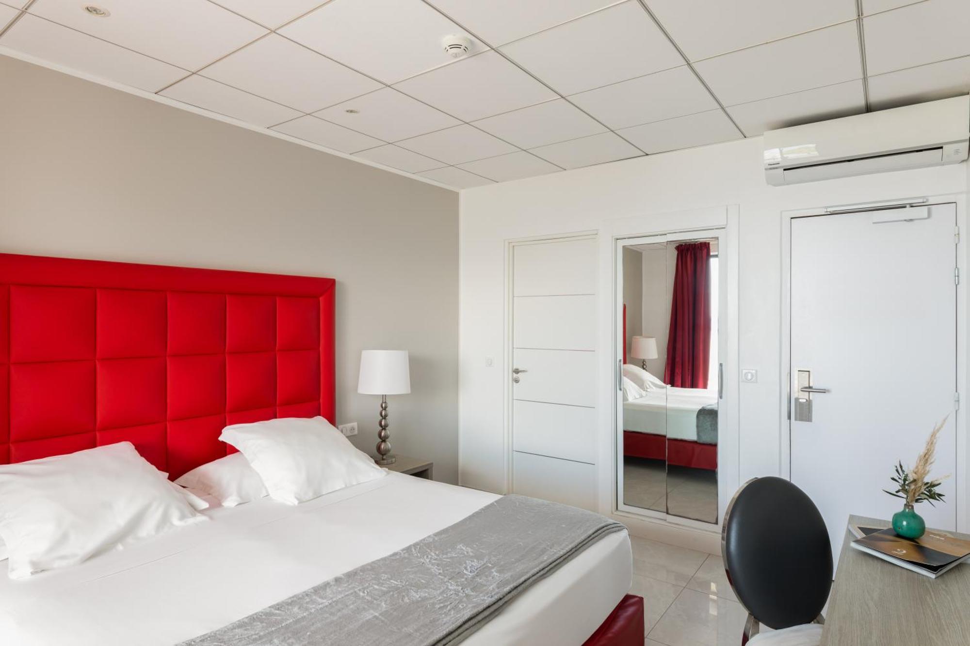 Hotel Les Roches Blanches 3*