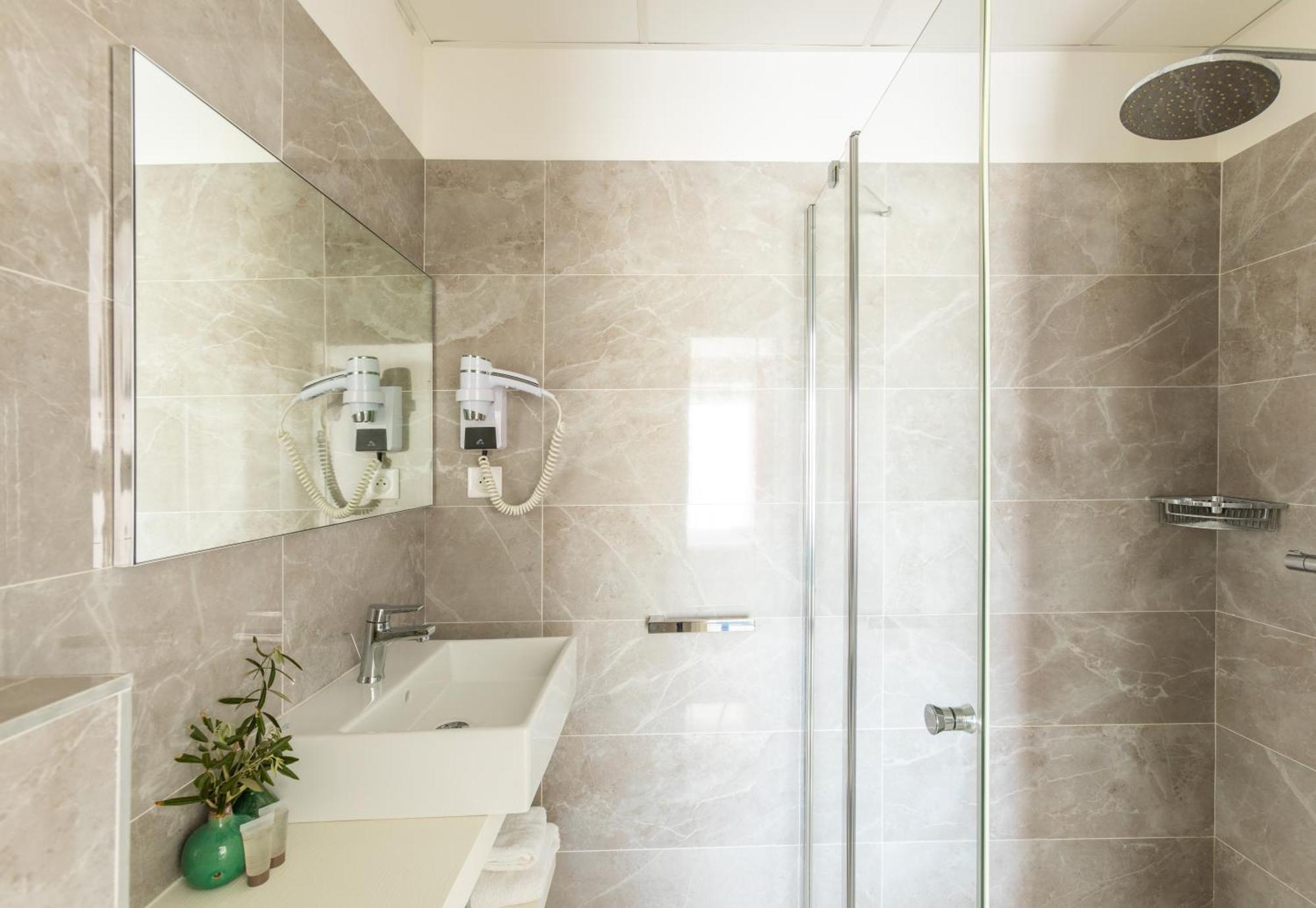 Hotel Les Roches Blanches Porto-Vecchio (Corsica)
