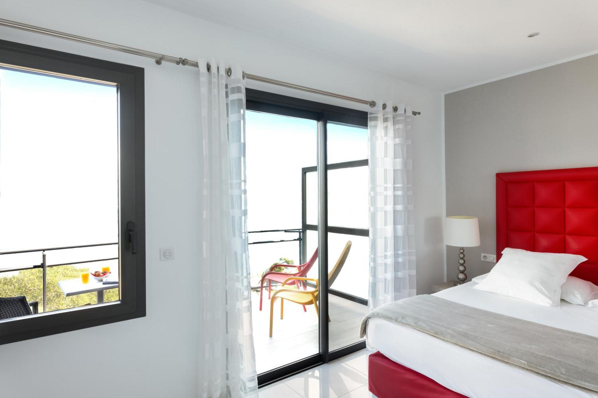 Hotel Les Roches Blanches 3*
