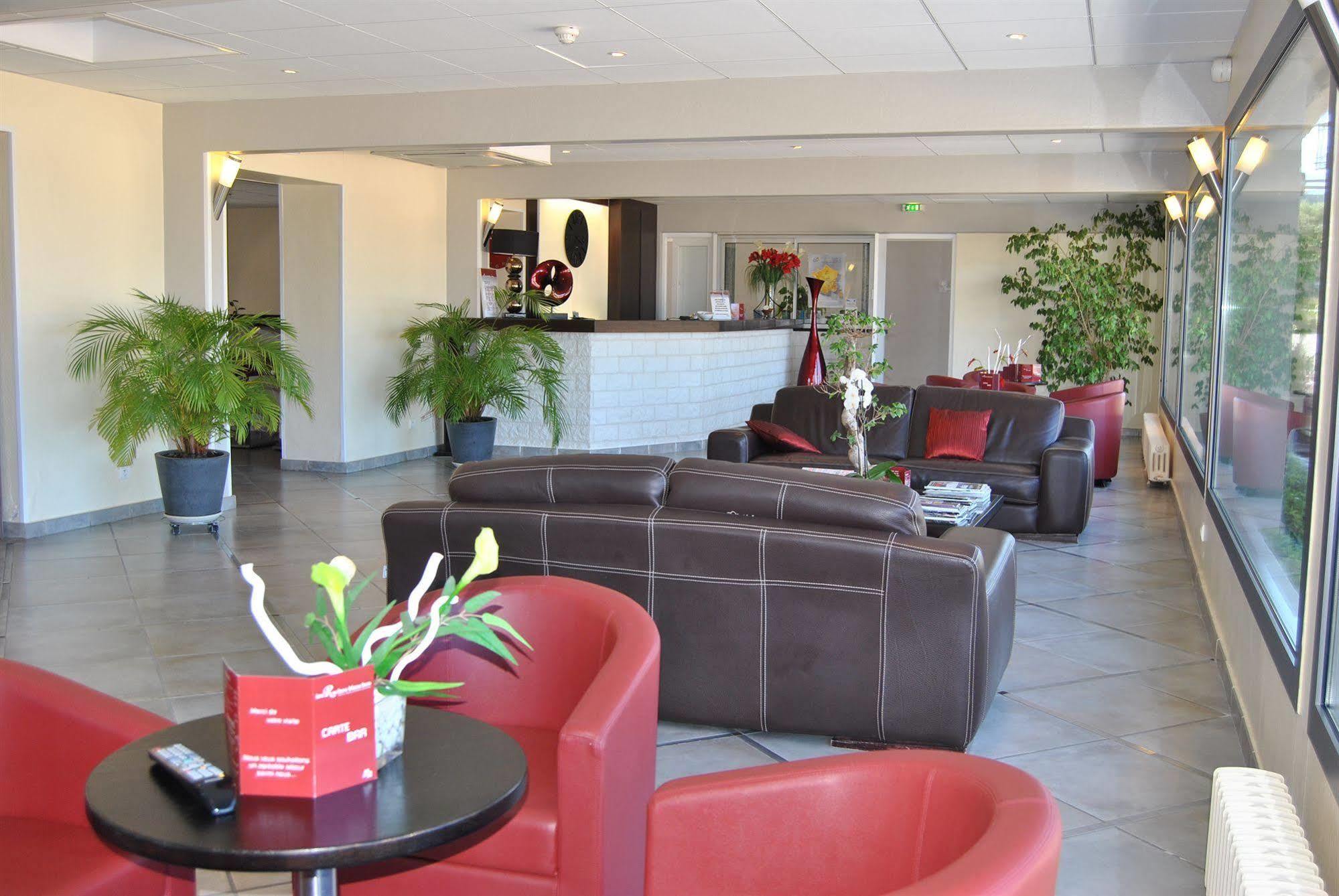 Les Roches Blanches Hotel
